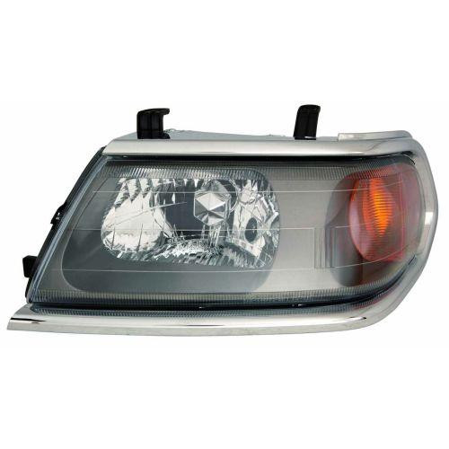 Фара передня ліва Mitsubishi Pajero Sport 2000-2007 TYC MR566771