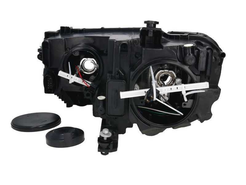 Фара права Volkswagen Tiguan II 2017-2020 TYC 5NB941006B