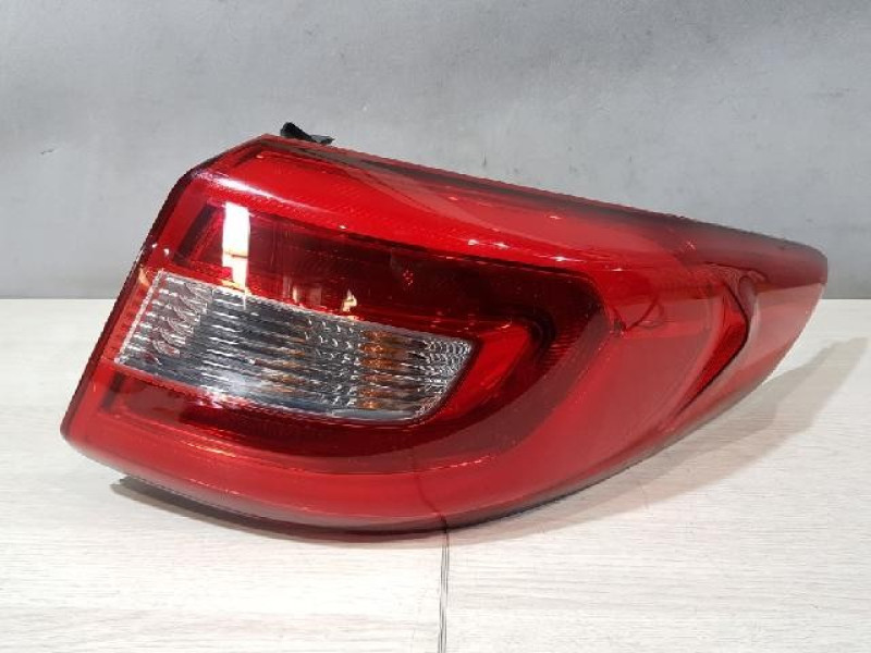 Ліхтар задній правий зовнішній Hyundai Sonata LF 2014-2017 (TEMPEST) 92402C1000