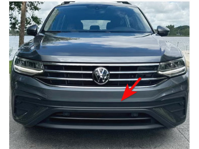 Накладка переднього бампера середня VW Tiguan II 2021-2025 FPS 5NN853665L9B9