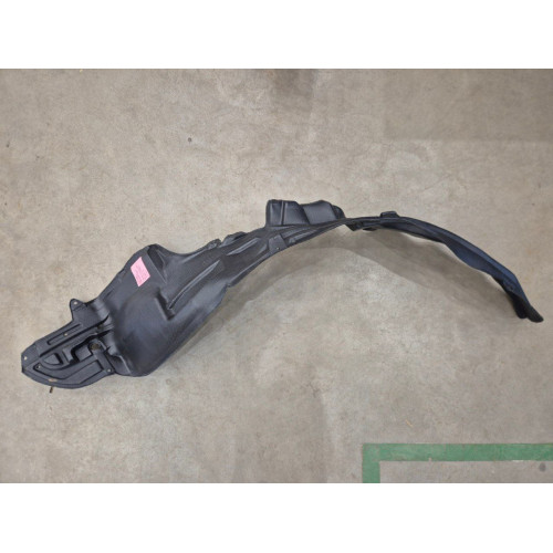 Підкрилок передній лівий Nissan X-Trail T30 2001-2007 Китай 638418H900