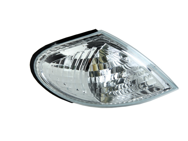 Покажчик повороту правий Nissan Almera N16 2000-2002 TYC 26134BM415