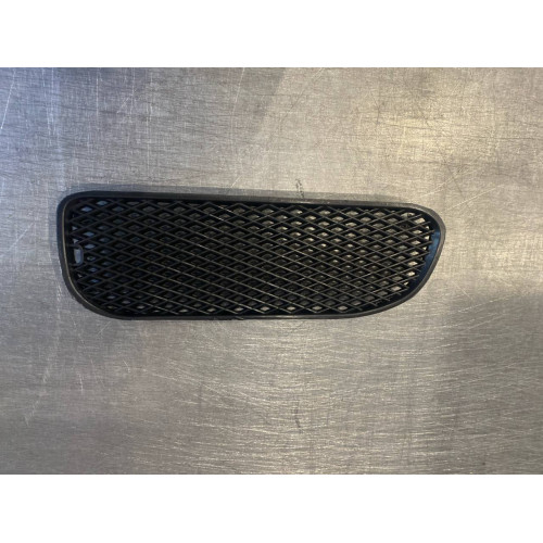 Решітка переднього бампера ліва Skoda Octavia I 1997-2000 TEMPEST 1U0807367