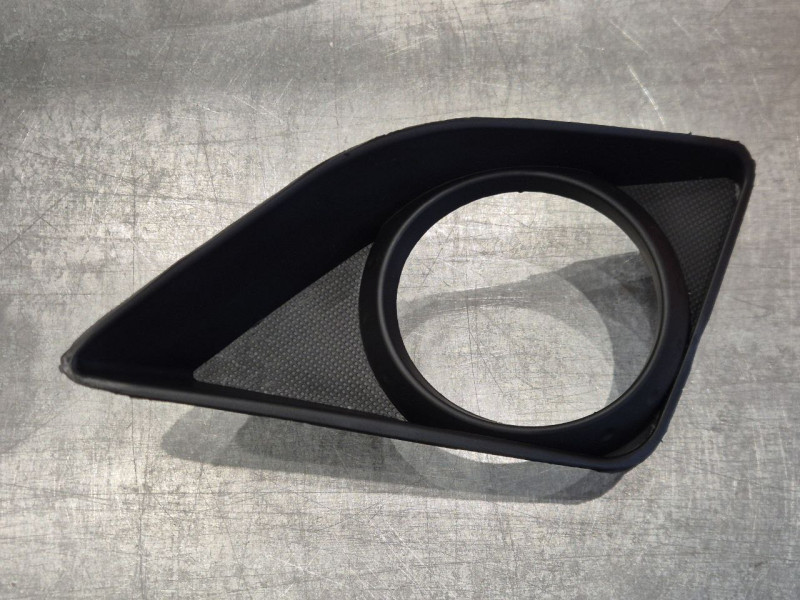 Решітка бампера ліва Toyota Corolla E15 2006-2009 TEMPEST 8148102110