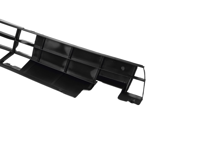 Решітка бампера VW Passat B3 1988-1993 Tempest 357853677B
