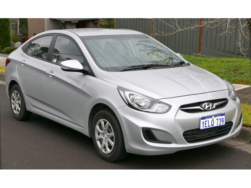 Решітка переднього бампера права Hyundai Accent IV (Solaris) 2011-2017 TEMPEST 865631R000
