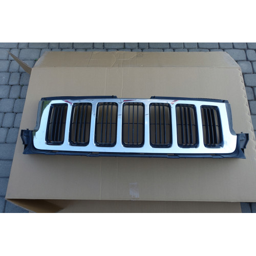 Решітка радіатора хром JEEP Grand Cherokee 2011-2013 4cars 55079377AC