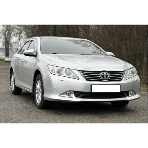 Решітка радіатора (хром) Toyota Camry XV50 EUR 2011-2014 Китай 5311106560