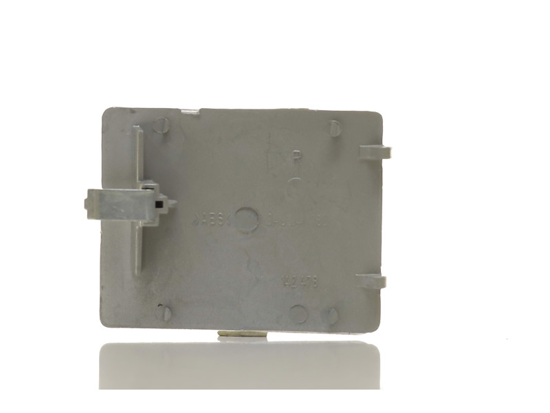 Заглушка-катафот бампера передній правий VW Passat B4 1993-1997 Tempest 3A0941780