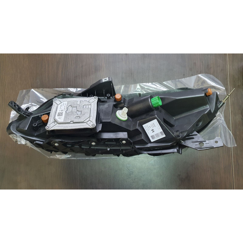 Передня фара дальнього світла з LED Jeep Cherokee KL 13-18 ліва (FPS) 