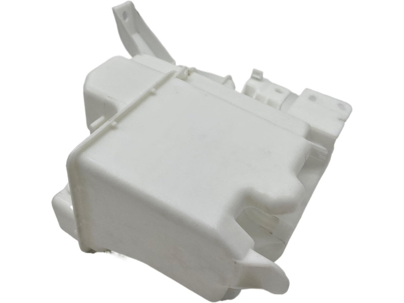 Бачок омивача Mitsubishi Lancer X 2007-2017 оригінал 8260A117