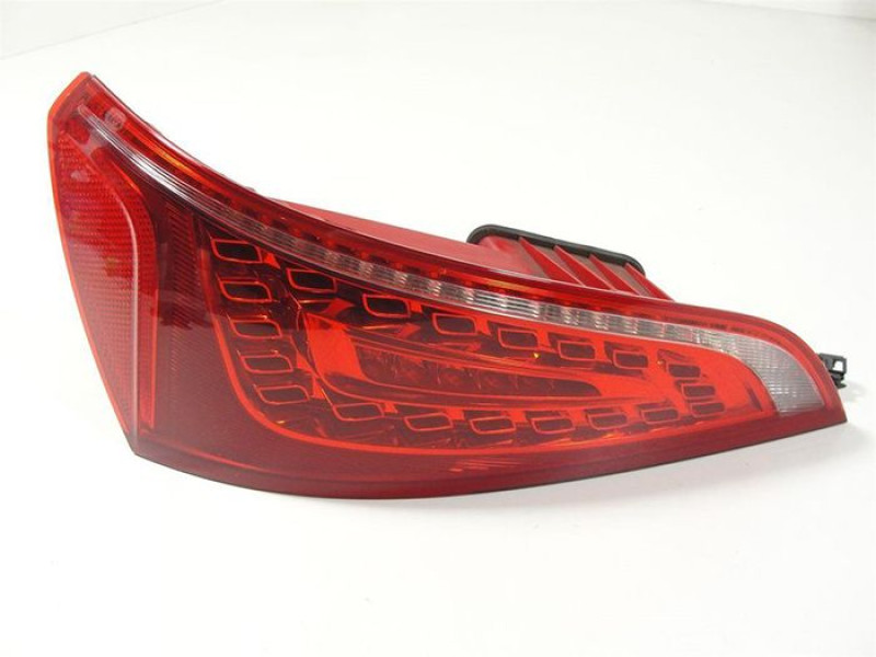 Ліхтар задній правий Audi Q5 08-12 (FPS) LED