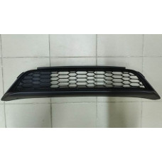 Решітка бампера передня середня Honda Accord 9 15-17 EUR/USA (Tempest) седан