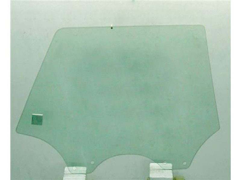 Скло задньої правої двері Subaru Outback універсал 00-04 (XYG) без кріплень