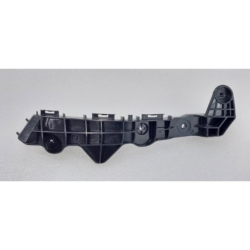 Кріплення бампера переднього праве на крилі Lexus NX 2014-2017 Тайвань 5253578010