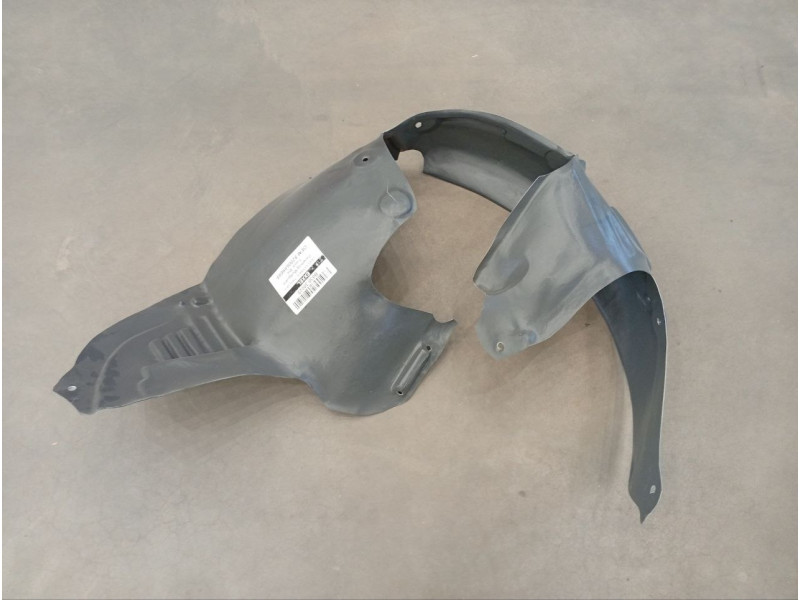 Підкрилок передній правий Renault Symbol 2008-2013 EXXEL 8200699695