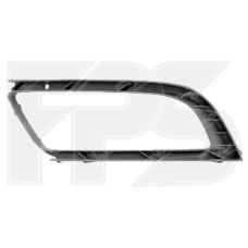 Решітка переднього бампера ліва Skoda Superb 13-15 (Тайвань) з отвором