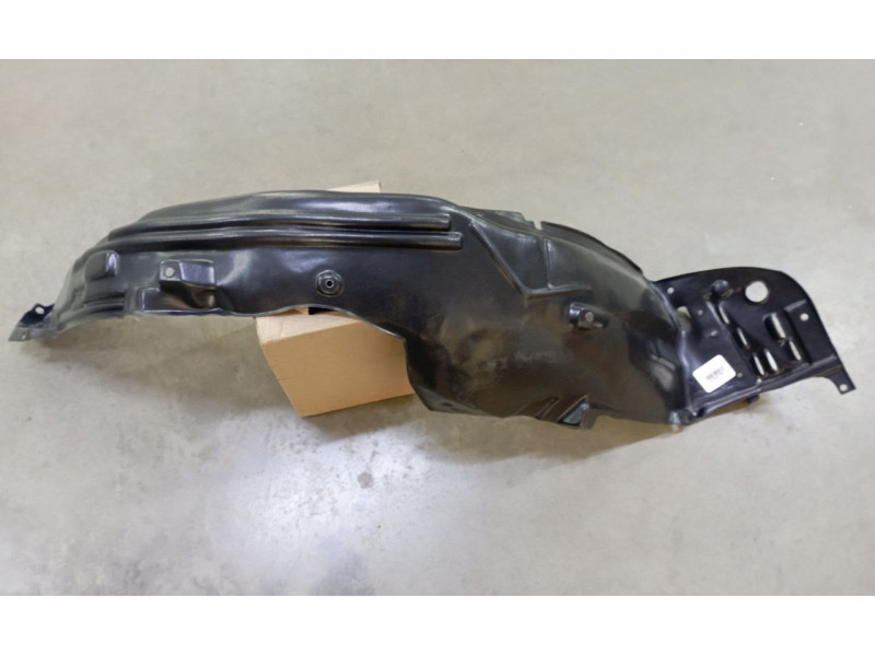 Підкрилок лівий передній Honda Accord купе 2013-2015 Тайвань пластик