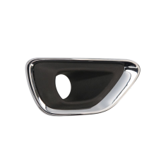 Решітка бампера права Jeep Grand Cherokee 11-20 (Китай) хром/чорна з отвором 68143078AB