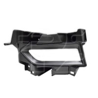 Решітка переднього бампер ліва Nissan Versa 19- (Тайвань) з отвором