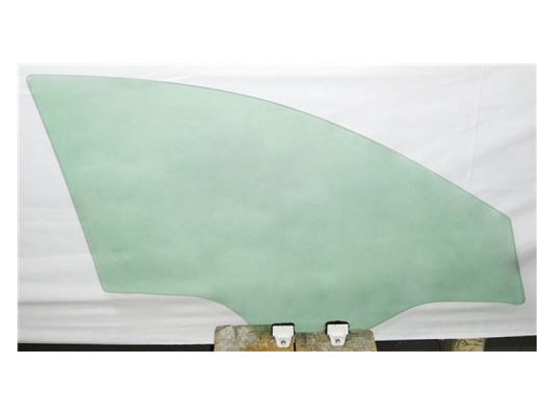 Скло дверне переднє праве Mazda CX-3 16- (Sekurit)