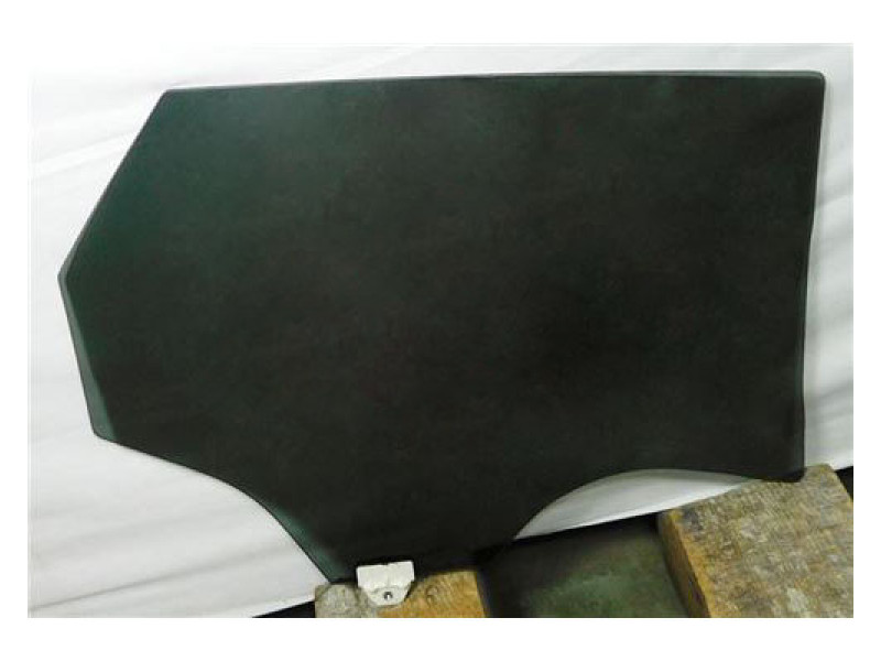 Скло дверне заднє праве Mazda CX-3 16- (Sekurit)