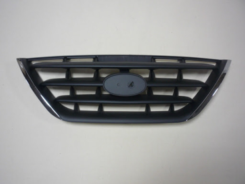 Решітка радіатора Hyundai Elantra XD 04-06 (Тайвань) 863602D500