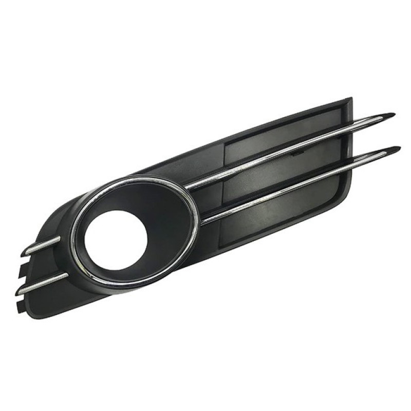 Решітка переднього бампера права Audi A6 C7 11-14 (Тайвань) з отв. та хром. молдингами 4GD807682B