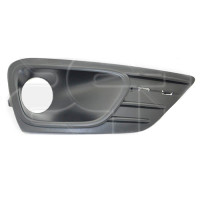 Решітка переднього бампера права Fiat Linea 13-16 (Тайвань) з отв.