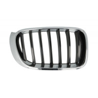 Решітка радіатора права BMW X3 F25 14-17 (Тайвань) хром / чорна 51117338572