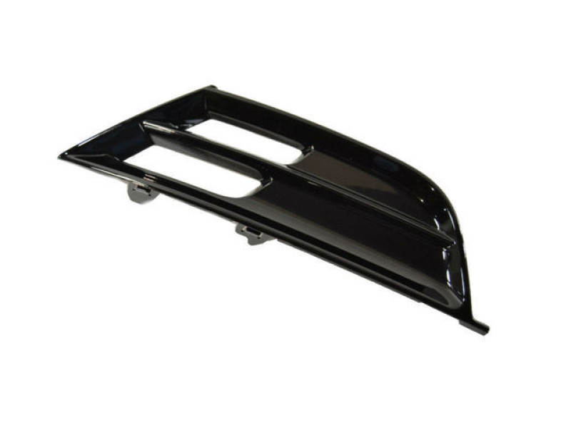 Решітка переднього бампера права Chrysler 200 14-17 (Тайвань) внутрішня 68203014AC