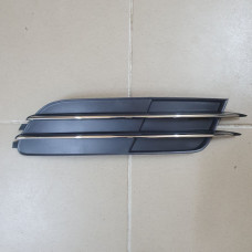 Решітка бампера права Audi A6 C7 11-14 (Тайвань) з хром молдингами