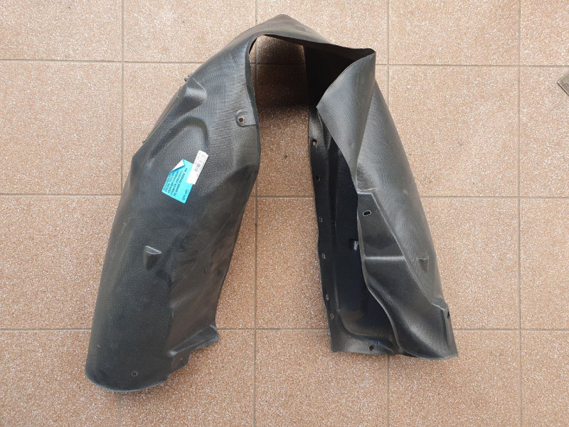 Підкрилок правий передній Chrysler 200 2014-2017 Тайвань 68174586AC