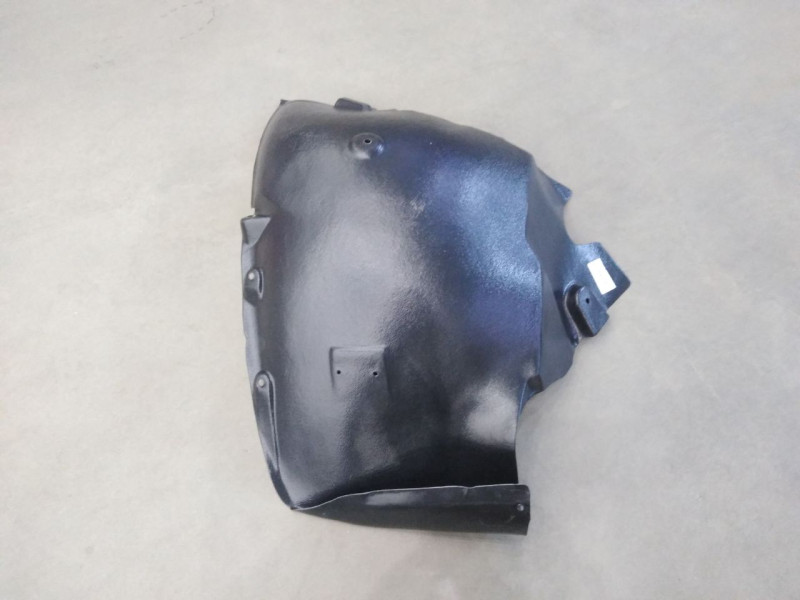 Підкрилок передній правий (передня частина) Mercedes W906, VW Crafter 2006-2016 A68014738AA