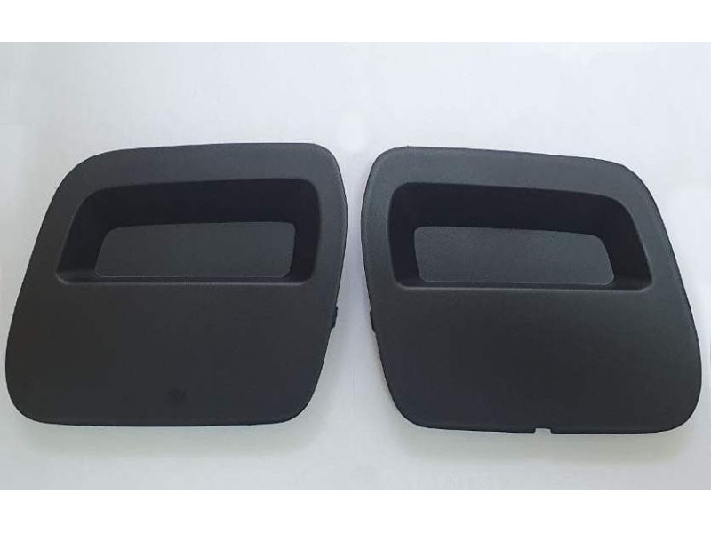 Заглушка крюка в передній бампер Renault Duster 2 18- (Тайвань) ліва права 511802392R, 511803252R