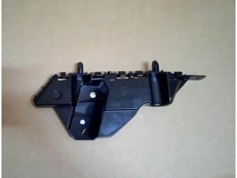 Кріплення переднього бампера ліве Chevrolet Trax 2017- (Китай) 42478330