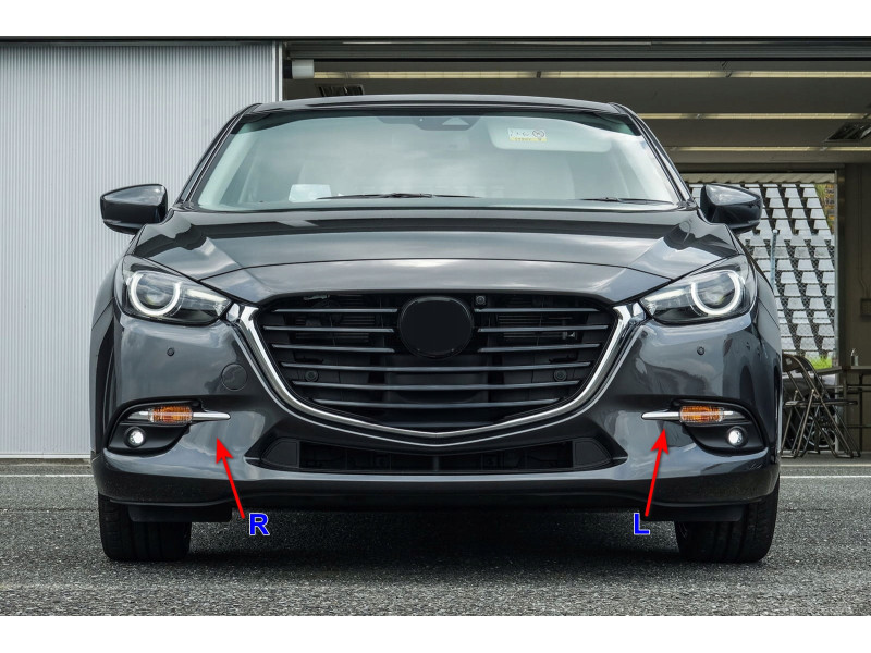Молдинг решітки переднього бампера лівий Mazda 3 BM 2016-2018 (Тайвань) хром BAJC50C22