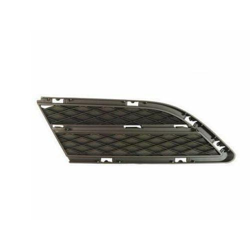 Решітка переднього бампера права BMW 3 E90/E91 2008-2011 (Тайвань) 51117138418