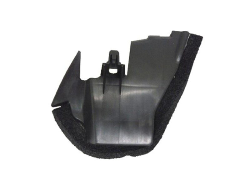 Кріплення праве для решітки в бампері Toyota Corolla E21 2019- USA хетчбек (Тайвань) 1656237050