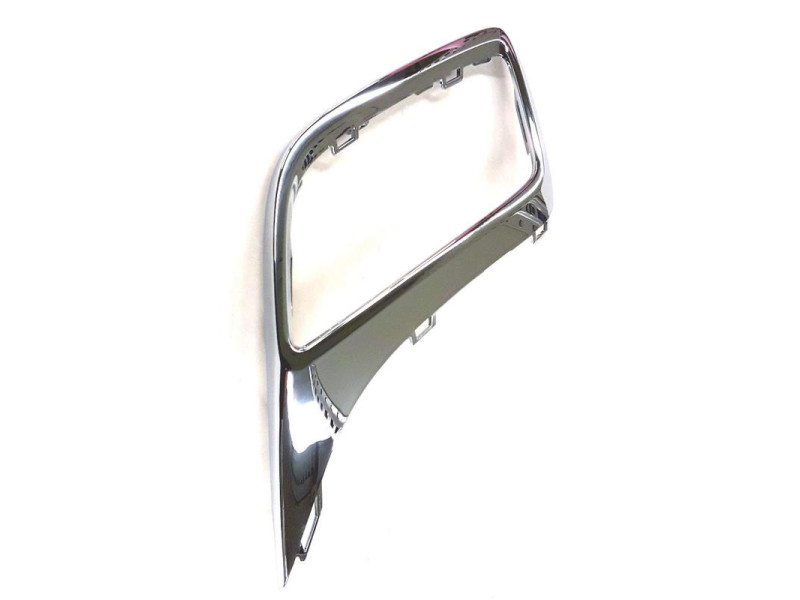 Накладка заднього бампера під вихлоп ліва VW Tiguan 2 17-21 європейська модель (Тайвань) 5NN8078332ZZ