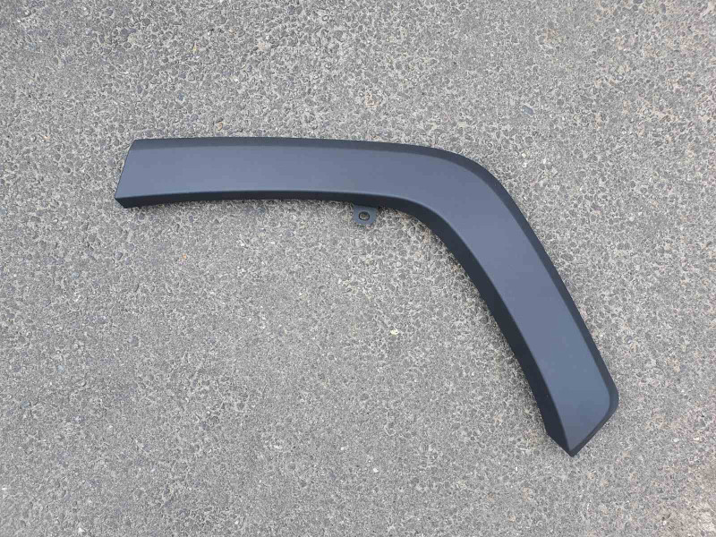 Рант заднього крила лівий Toyota RAV4 19- (Тайвань) накладка