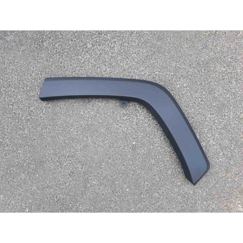 Рант заднього крила лівий Toyota RAV4 19- (Тайвань) накладка