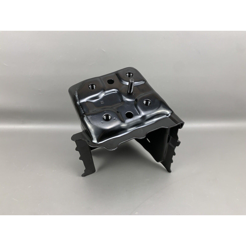 Кріплення підсилювача переднього бампера праве верхнє Toyota Highlander 19- (Тайвань) 570130E010