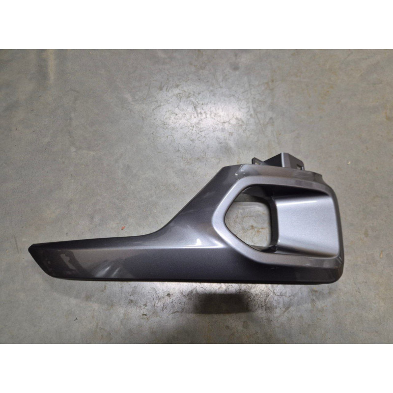 Накладка решітки переднього бампера права Toyota Yaris Cross 21- (Тайвань) 527120D180