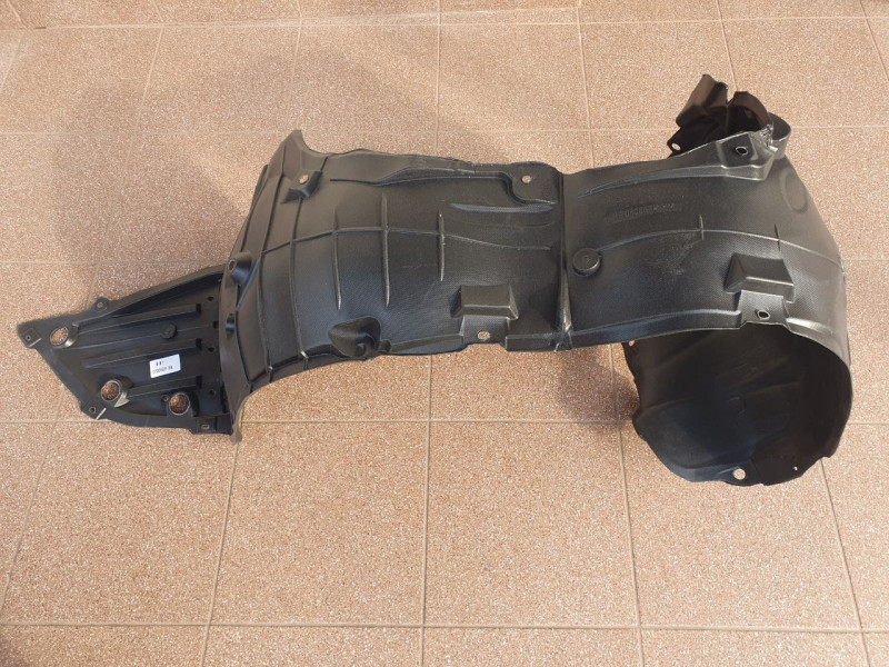 Підкрилок передній лівий Nissan Altima 2013-2016 Тайвань