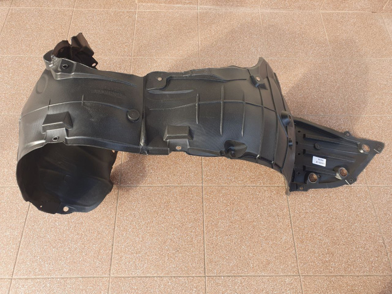 Підкрилок передній правий Nissan Altima 2013-2016 Тайвань