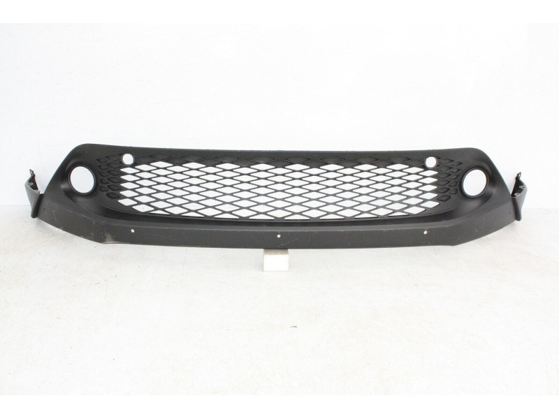 Решітка переднього бампера середня Toyota C-HR EURO 16-19 (Signeda) сітка, з отв. під п/т та птф 52129-F4010