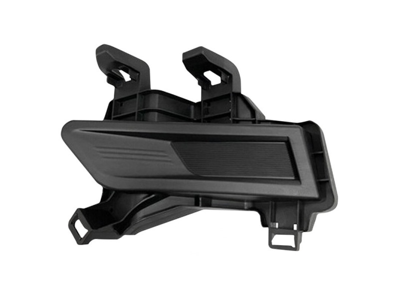 Решітка переднього бампера ліва Nissan Kicks 16- (Тайвань) без отв. 622575RB0A