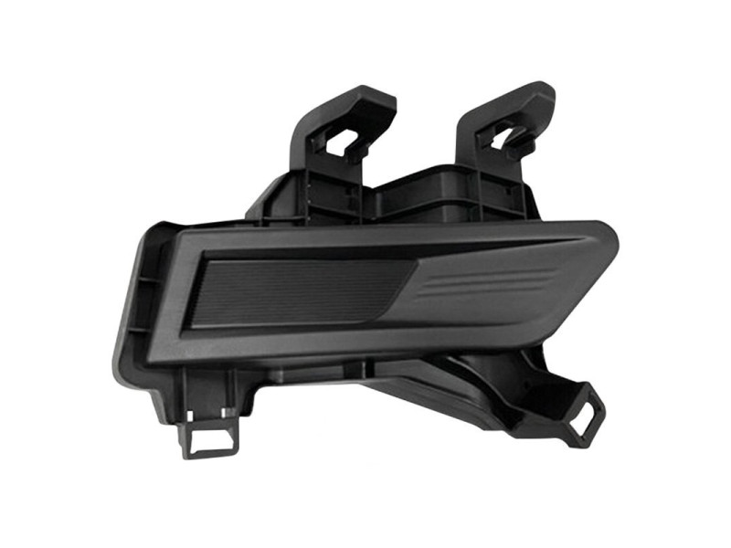 Решітка переднього бампера права Nissan Kicks 16- (Тайвань) без отв. 622565RB0A