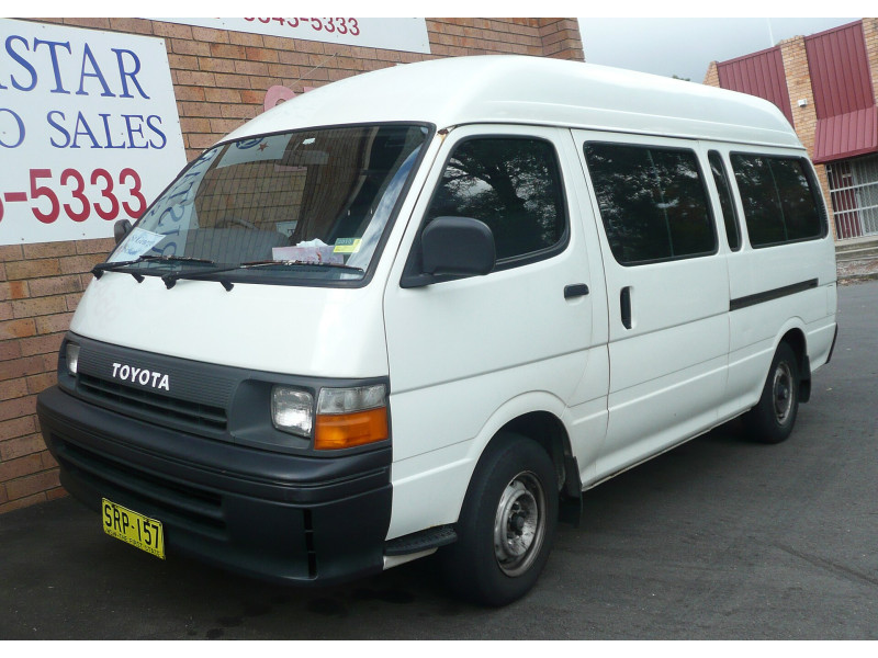 Фара передня (без габарита) L/R Mitsubishi L200, L300, Toyota Hiace, Hilux, 4Runner, Jeep Cherokee XJ, Mazda E Bus, 323 F BG, Nissan Patron K160